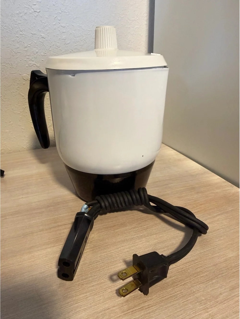 Vintage Electric Coffee Pot with Floral Design and Removable Carafe